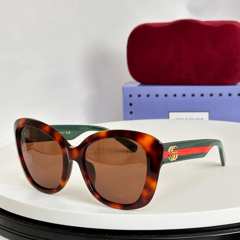 Gucci Sunglasses 306